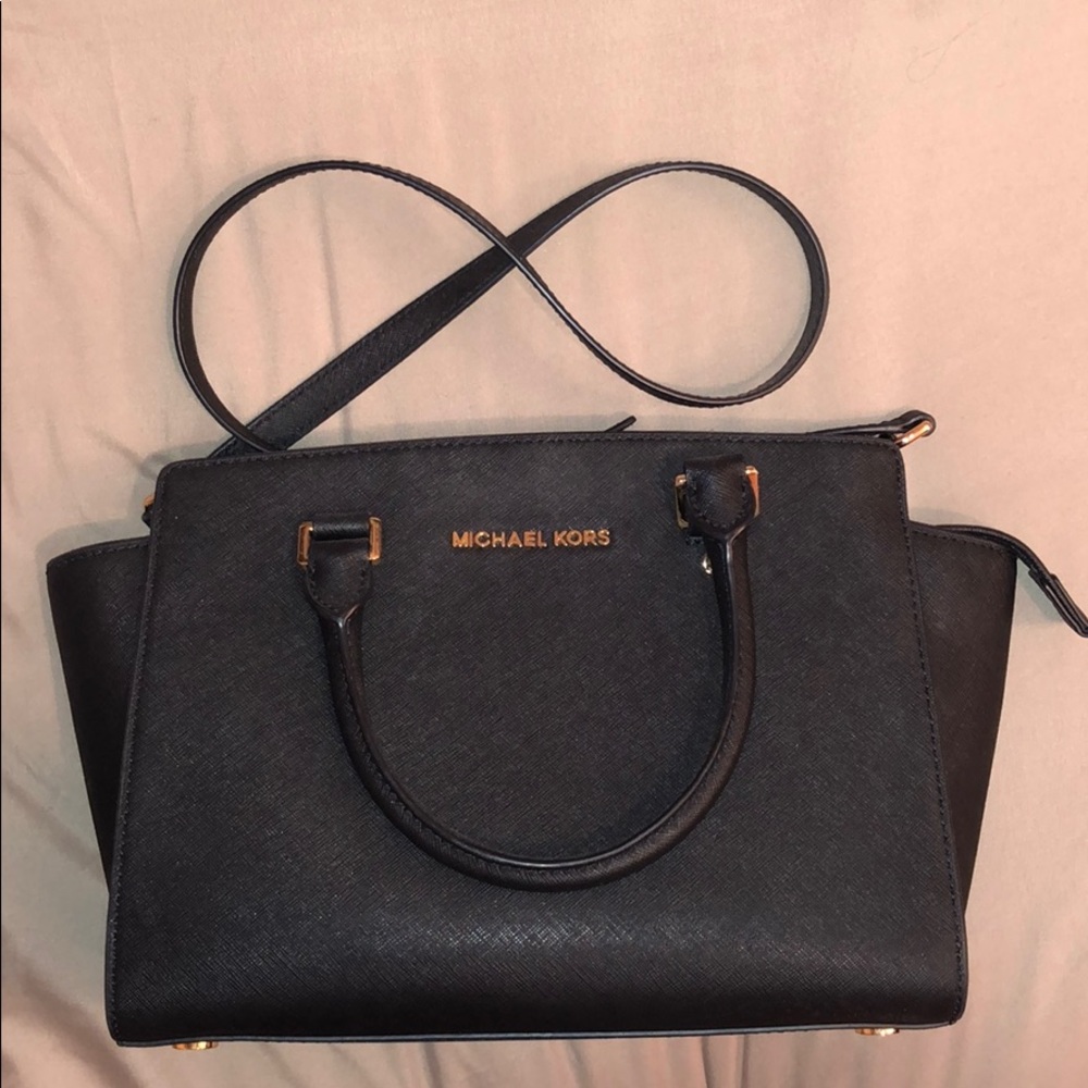 EUC Michael Kors satchel